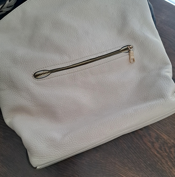 Coach White Leather Shoulder Bag - Picture 3 of 9